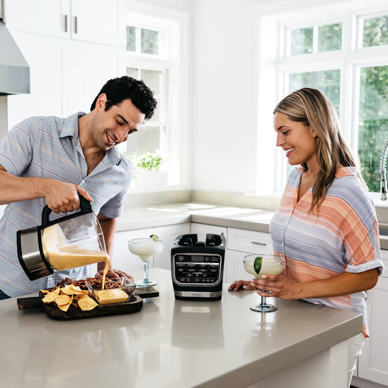 Mixeur froid et chaud Ninja® Foodi™ pour smoothies, soupes et plus encore 7 Mixeur froid et chaud Ninja® Foodi™ pour smoothies, soupes et plus encore – Image 7